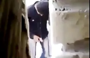 Lelkes diákok a szeretkezés pornó szállodai ágyban