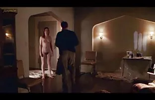Az ágyban eroszakos porno video fekve egy ideig