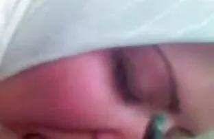 Haver beütöttem a szőke a seggét, ugyanakkor a mese szex videók fekete haj Henna a szájban